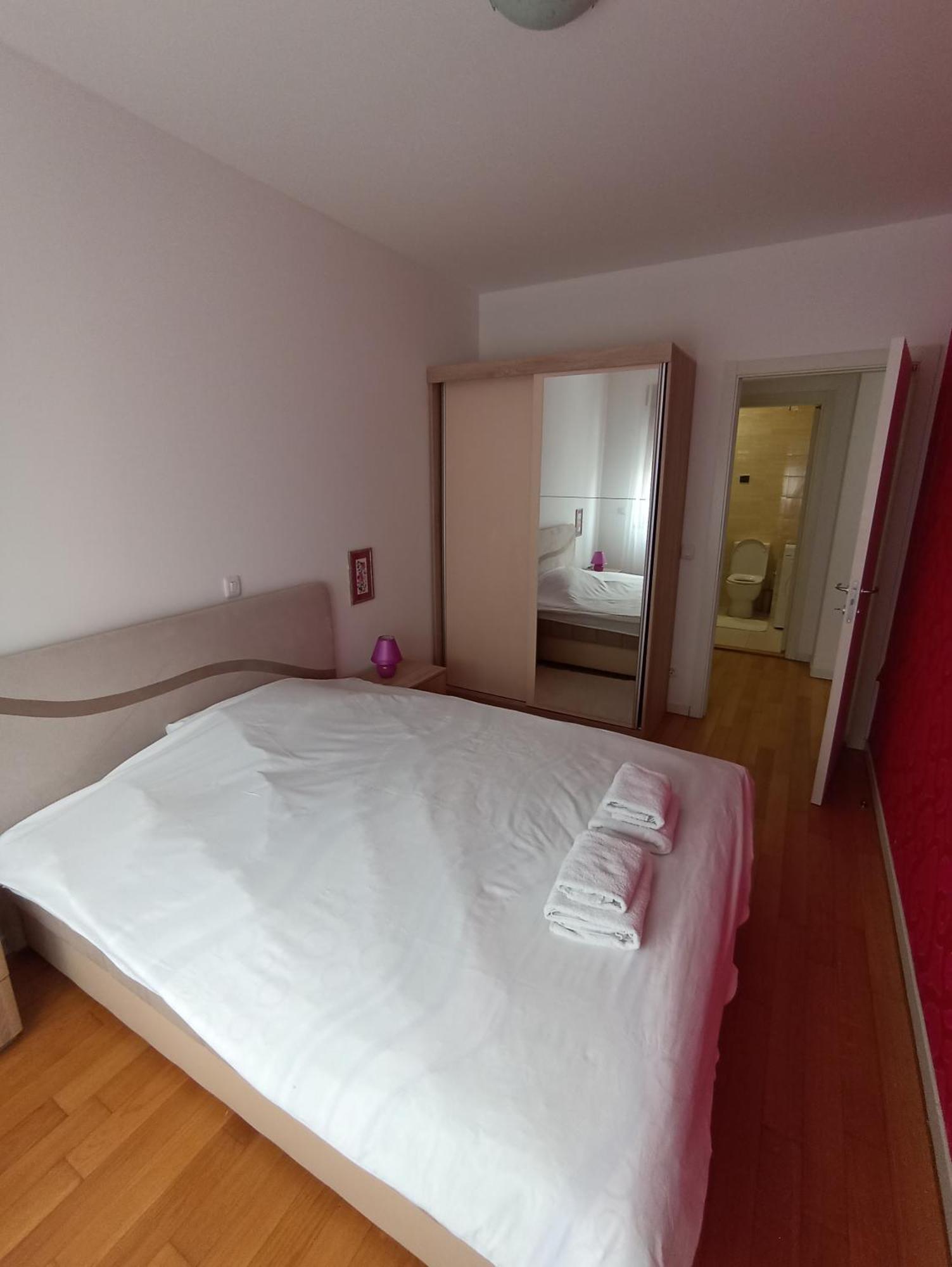 Apartment Tifani Belville Belgrad Cameră foto